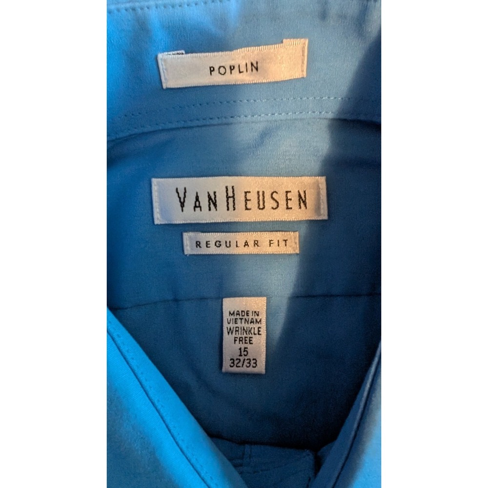 Van Heusen Blue Poplin Button Up Shirt Men's Long Sleeve Size 15 - 32/33
